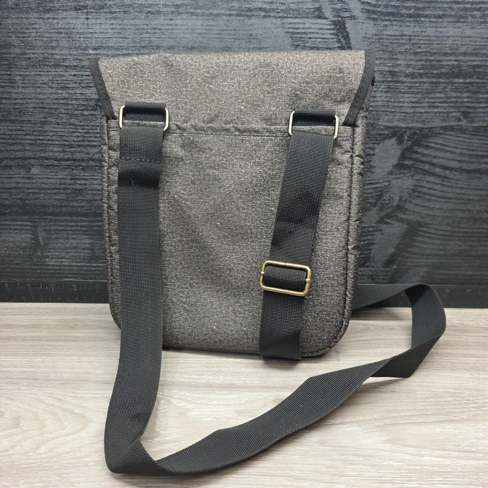 Eddie Bauer Connect Tech Bag‎ Pre-Owned
